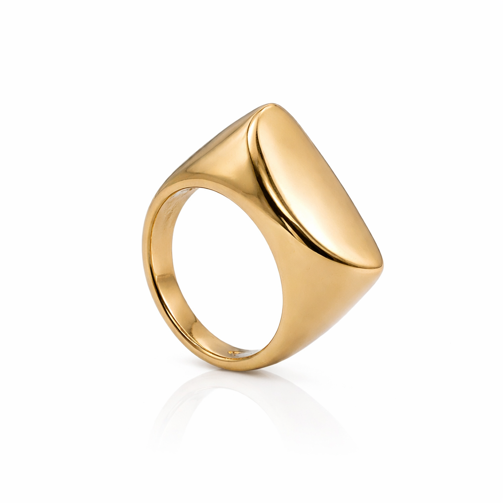 Women’s Ring (Size 7)