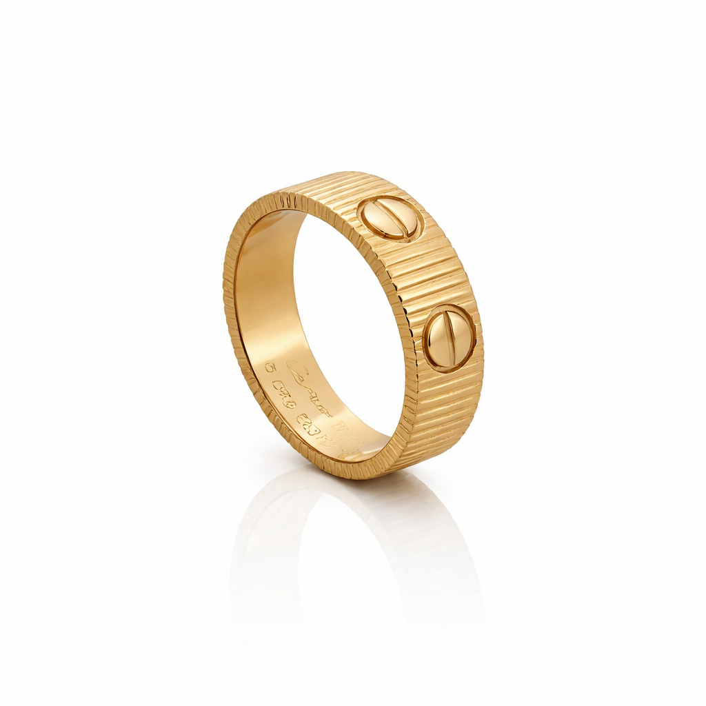 Women’s Ring (Size 9)