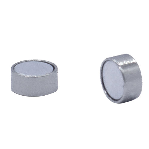 [2023-04-28-77.jpg] Men's Stud Pierce