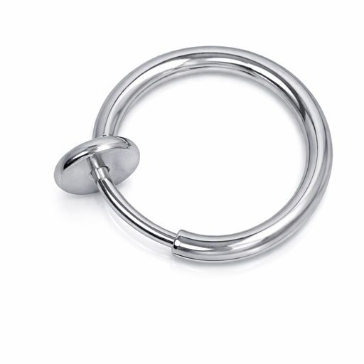 [2023-04-28-83.jpg] Men's Ear Piercing