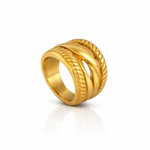 [2023-08-07-184a.jpg] Women's Ring (Size 8)