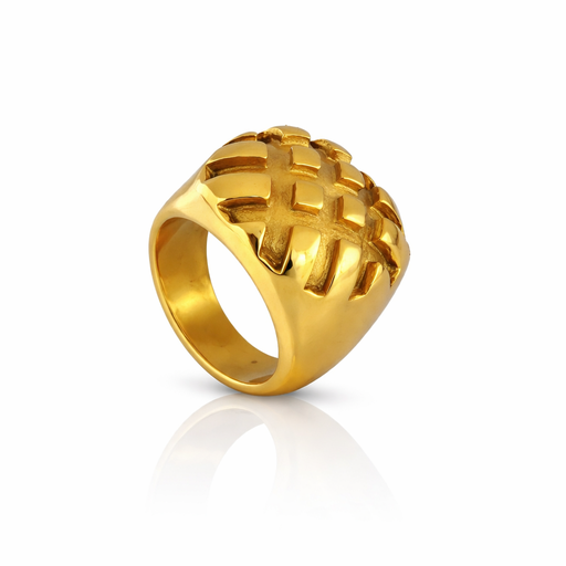 [2023-08-07-189c.jpg] Women's Ring (Size 10)